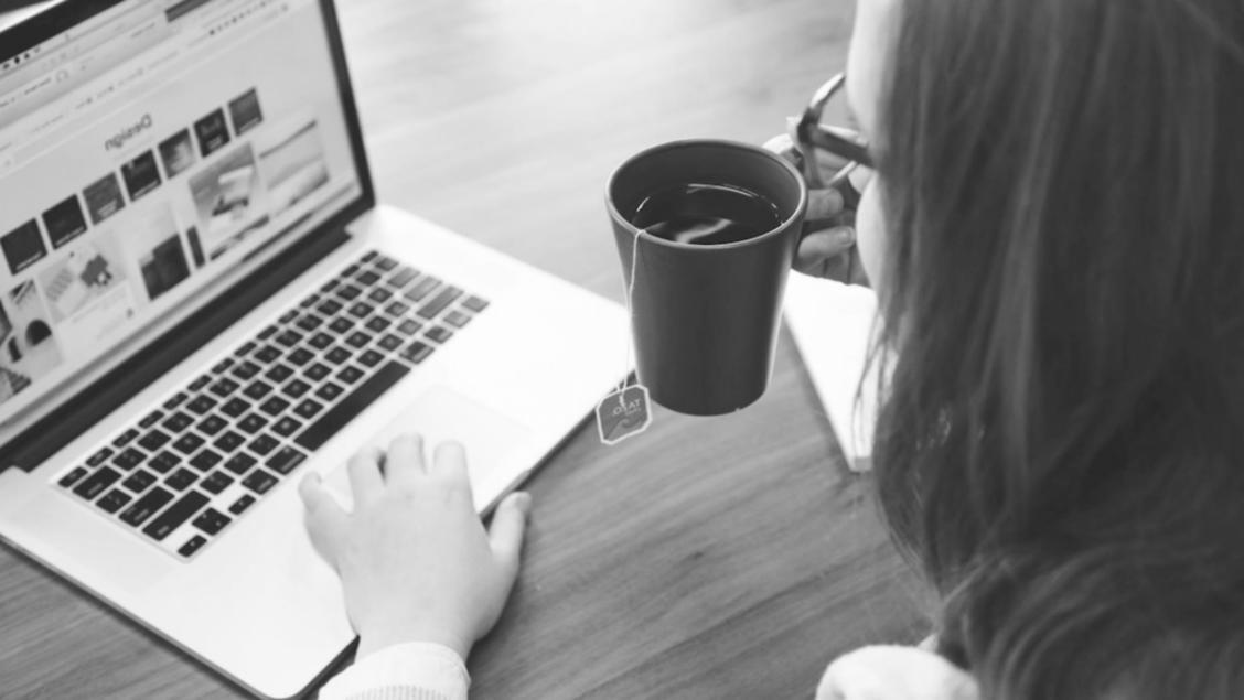 Interactive workshop environment with monitoring tools